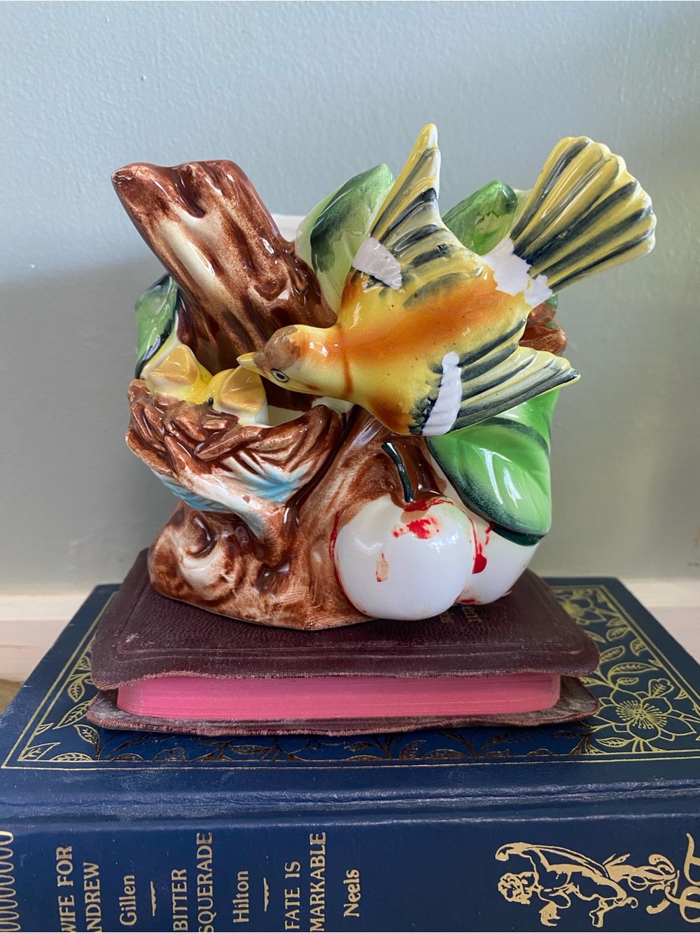 wall Pocket vase Ceramic Bird with nest Figurine on Branch - Home Art Décor